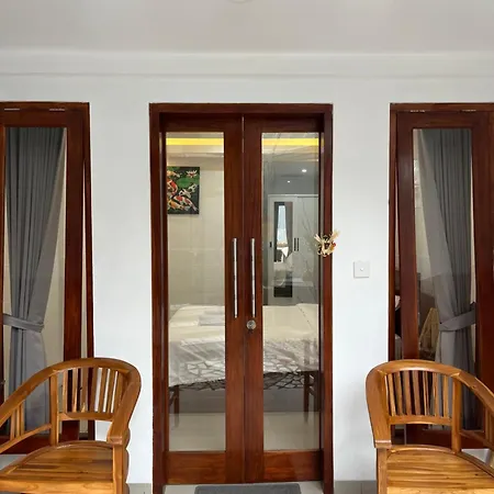 Gusti Room II